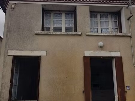 maison st jouin de marnes
