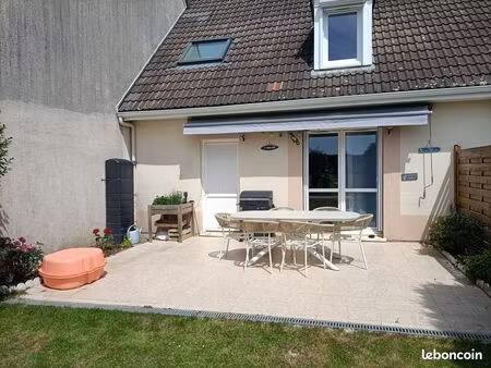 maison. 4 pièces. 84 m2
