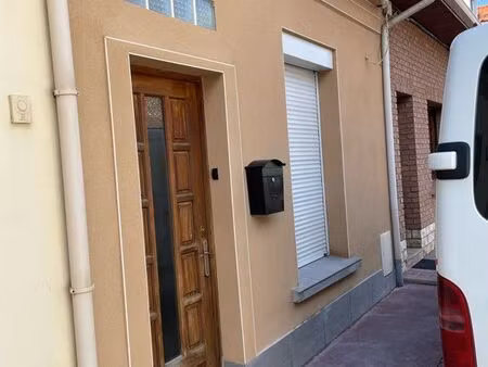 location maison de ville