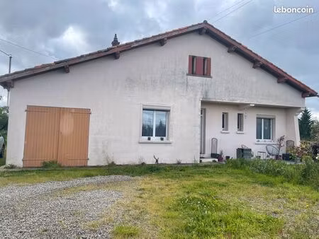 maison rénovée avec 3000 m² de terrain – fort potentiel – 2 min centre castelsarrasin