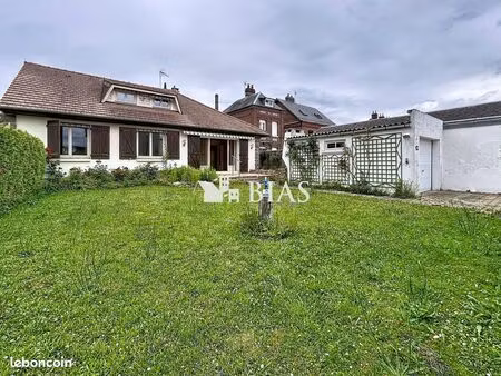 pavillon 6 pièces 107 m²
