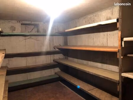 cave 14 m² aménagée