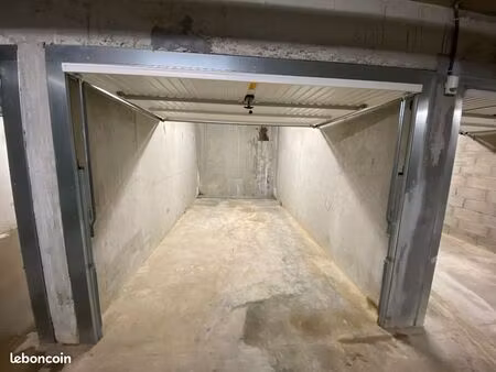 parking/box 13 m² vetraz monthoux