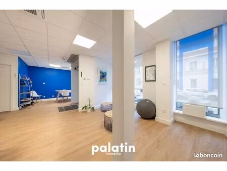 local commercial 70 m²