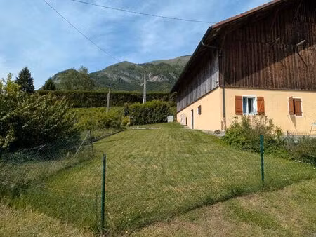 a louer maison + studio