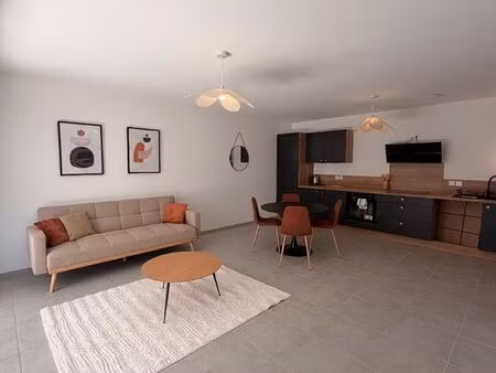 appartement 3 pièces 64 m²