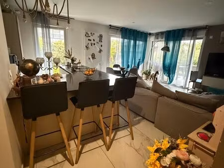 à louer : magnifique appartement t5 avec jardin