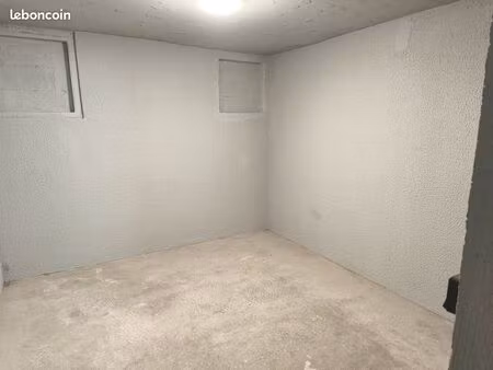 location cave 7 60m²