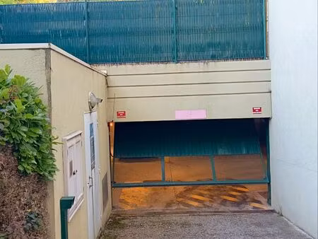 garage double 34m2