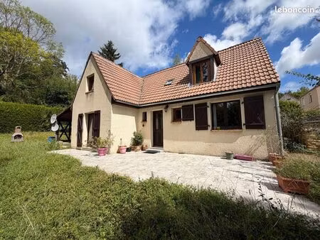 pavillon 7 pièces 105 m²