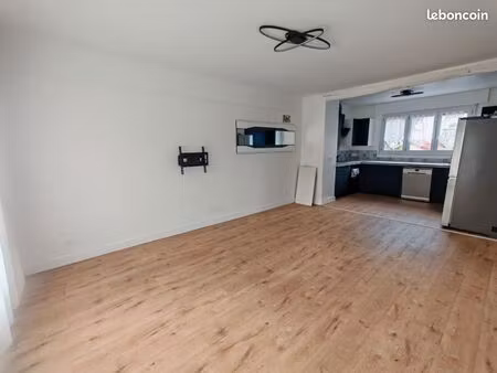 duplex 4 chambres 12mn gare
