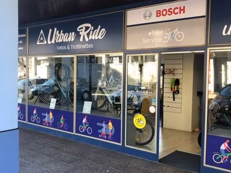 boutique et atelier de réparation de velo et trottinette