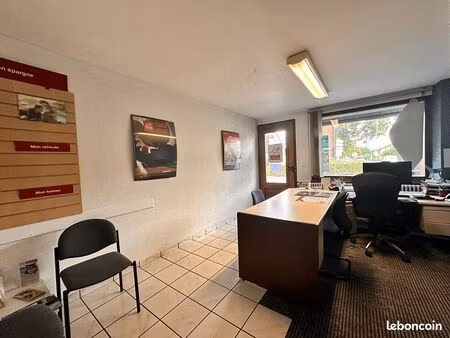 local commercial 63 m² douvaine