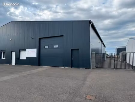 local d’activité neuf avec espace extérieur à soullans (proche hyper u challans)