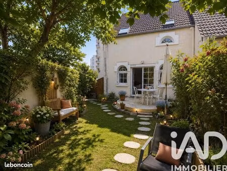propriété 4 pièces 121 m²