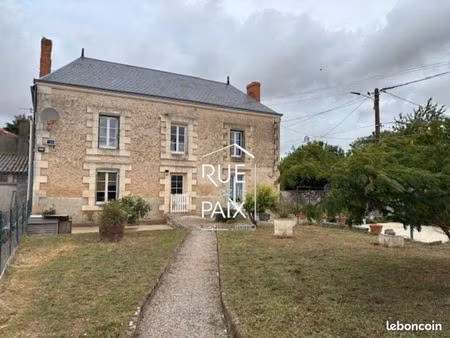 propriété 5 pièces 168 m²