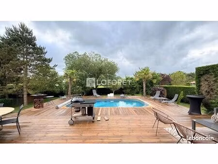 maison 6 pièces 141 m²