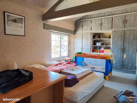 maison 5 pièces 160 m²