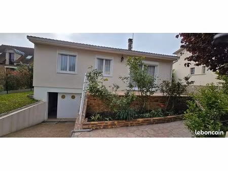 maison individuelle 72 m2 cressely proche commerces et ecoles