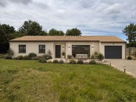 maison 3 pièces 75 m²