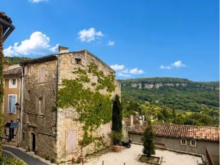 appartement 55m2 saignon centre village