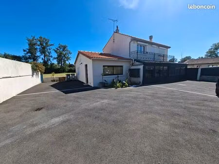 maison familiale rénovée magné 133 m2 - 4 chambres - jardin clos - proche niort