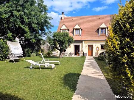 maison 7 pièces 165 m²