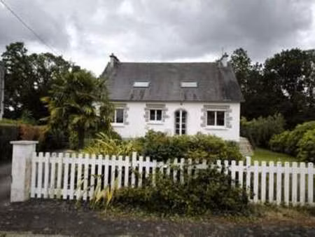 vente maison à rostrenen (22110) : à vendre / 171m² rostrenen