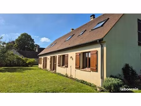 pavillon 9 pièces 196 m²