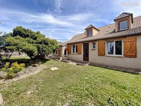 maison familiale 138m² - 4 chambres - garage