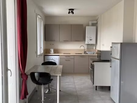 studio proche frontière
