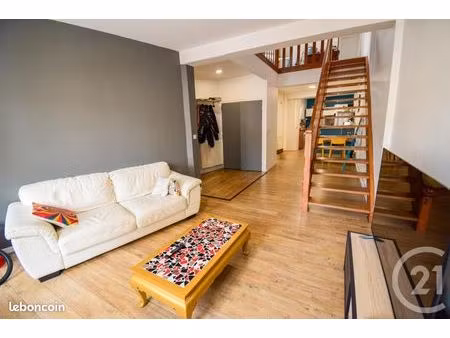 appartement 4 pièces 109 m²