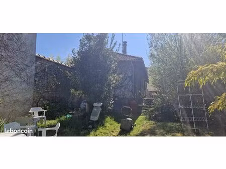 maison 5 pièces 186 m²
