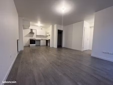 appartement 3 pièces 65 m²