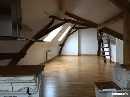 appartement t3 meublé – charme et emplacement privilégié