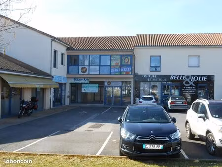 bureaux 143 m²