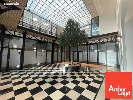 bureaux 155 m² poitiers