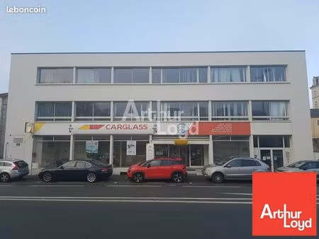 local d'activite 1554 m² poitiers