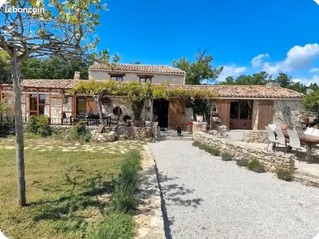 rare bergerie nord luberon rehabilitée goutavec pas de voisin tranquillité absolue