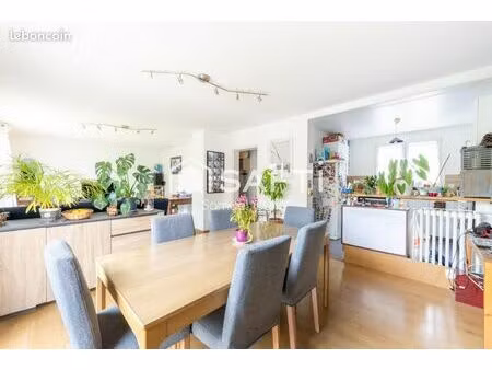 maison 6 pièces 110 m²