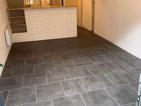 t2 neuf elec incluse proche iae iut  ecole de design