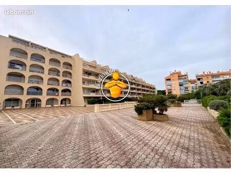 parking/box 48 m² hyères