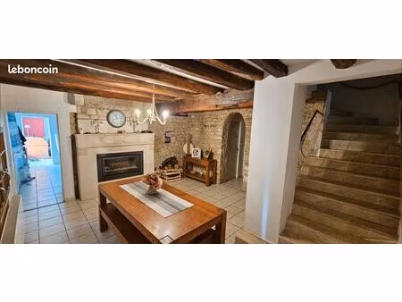 maison en pierres 200 m² habitables