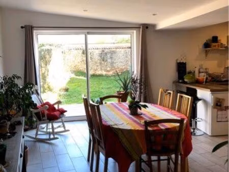 maison de bourg centre quinçay