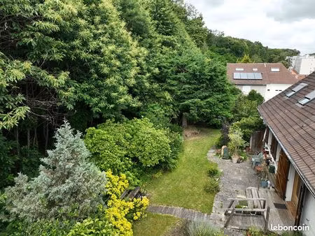 propriété 7 pièces 195 m²