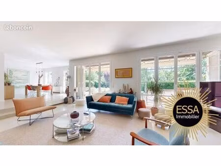 maison 8 pièces 200 m²