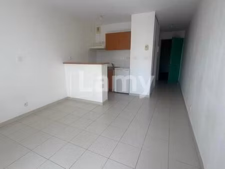 studio 1 pièce 24 m²