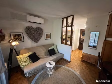 ? pramousquier - le lavandou rare à la vente - appartement avec terrasse privative  piscin