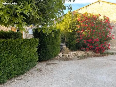 apt meuble pour une personne uniquement