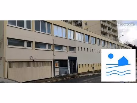 bureaux 59 m²